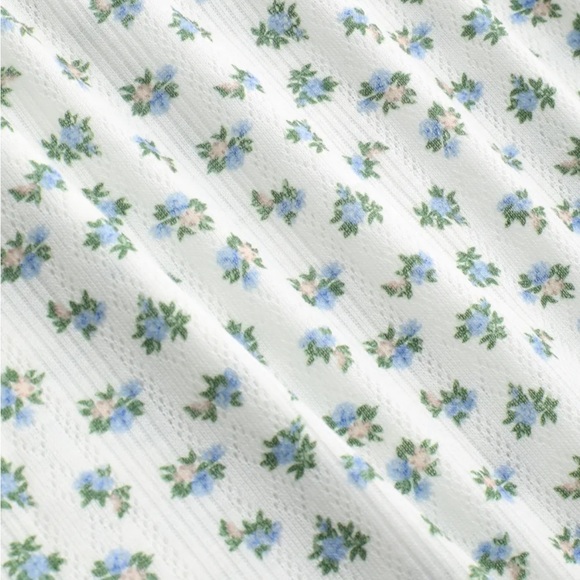 Adorable Cider Floral Pattern Long Sleeve Crop, Small - Picture 9 of 9